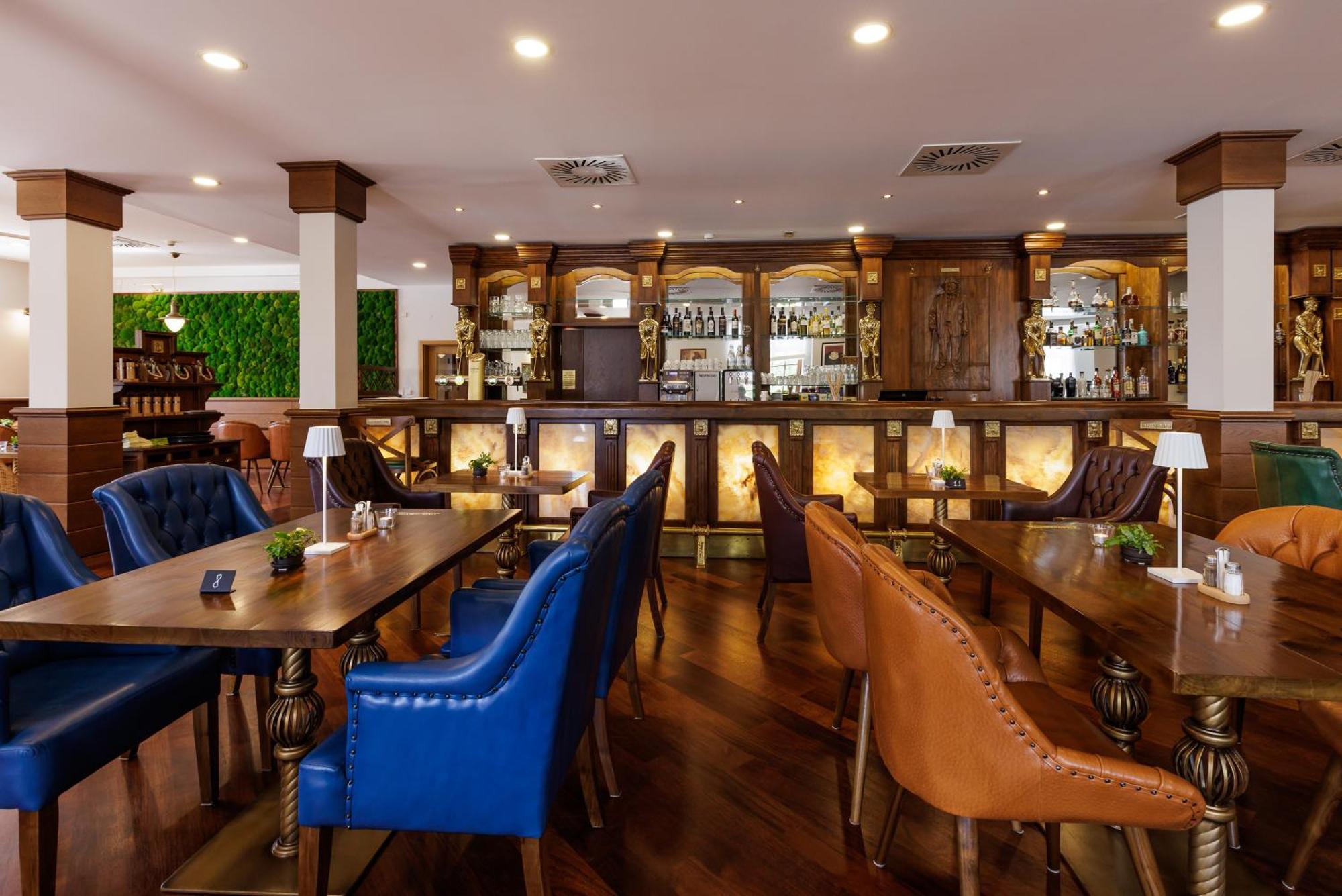 Darovansky Dvur - Wellness & Golf Hotel Břasy Kültér fotó