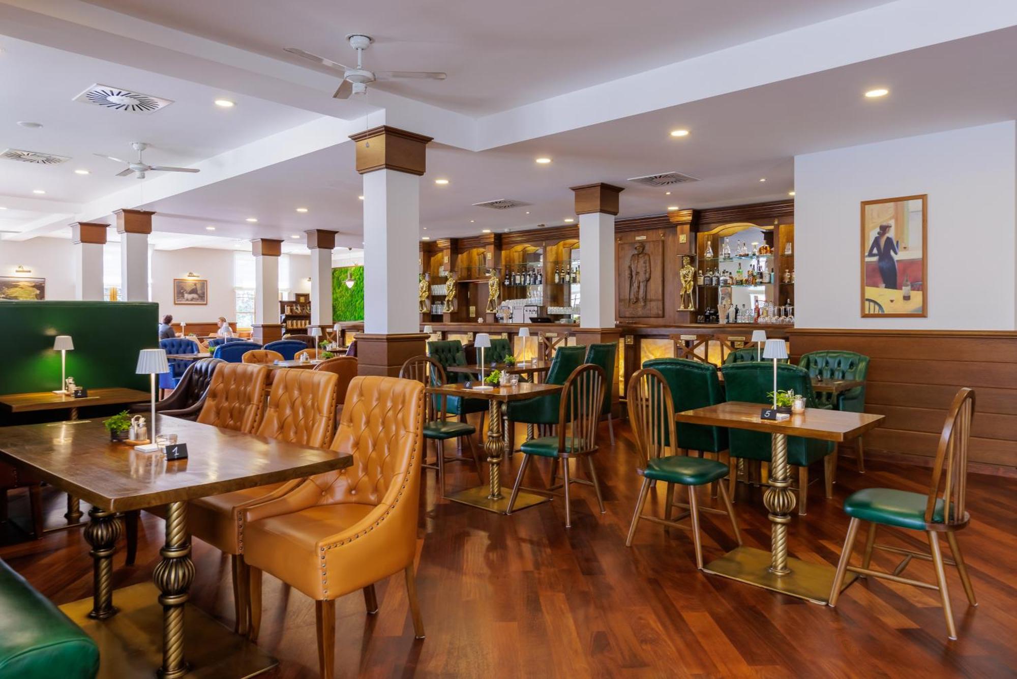 Darovansky Dvur - Wellness & Golf Hotel Břasy Kültér fotó